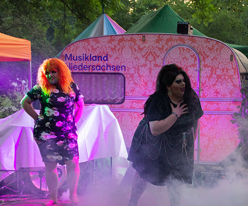 Mina Mistake und Evangeline